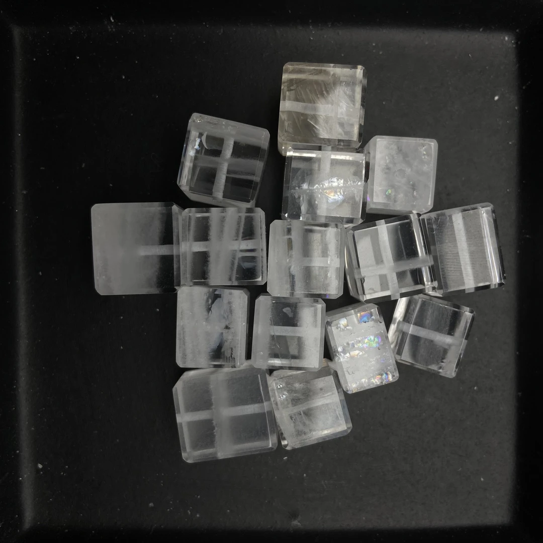 天然水晶大号雪花幽灵方糖多样性发一个B164