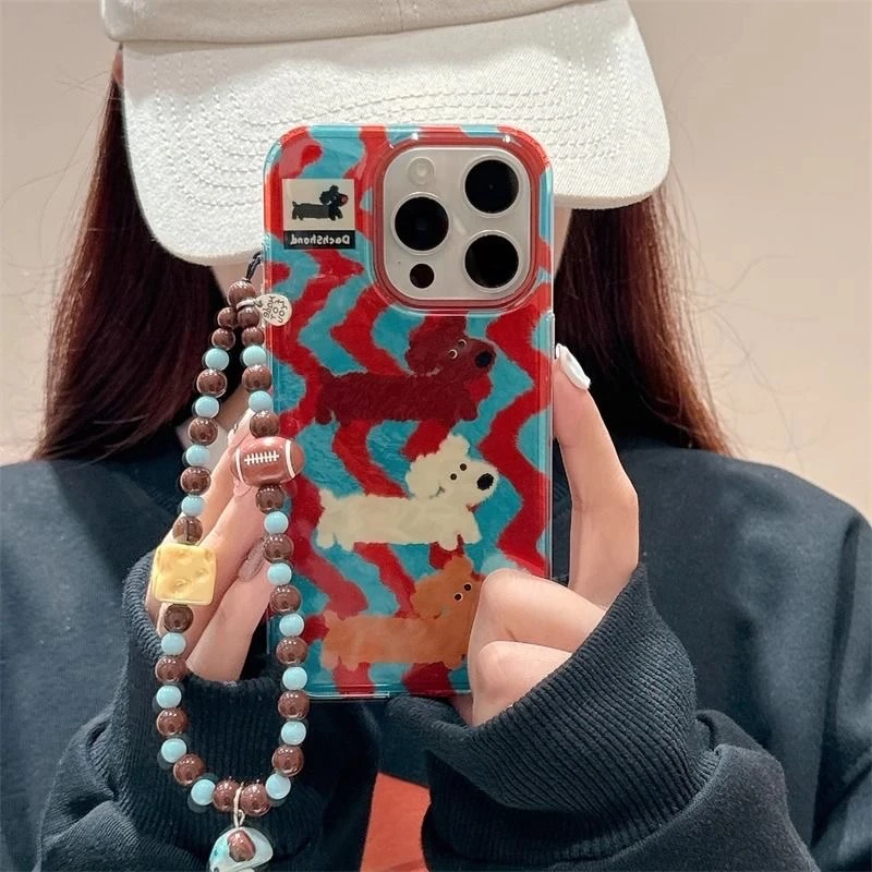红蓝条腊肠狗适用苹果16手机壳iphone15/14漩涡13/12/11带手链