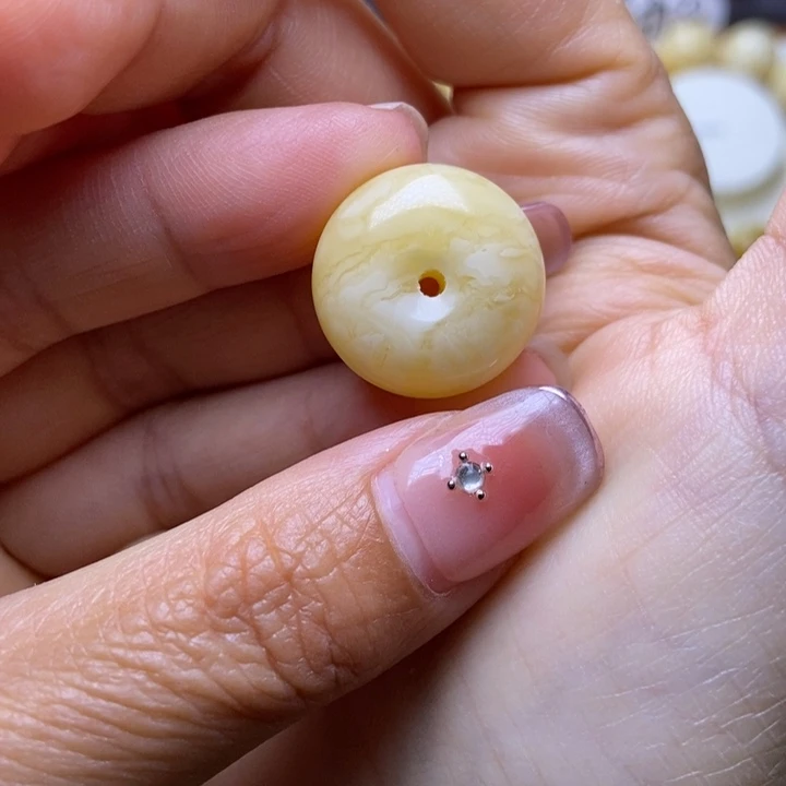 未镶嵌琥珀裸石星筠珠宝优选11