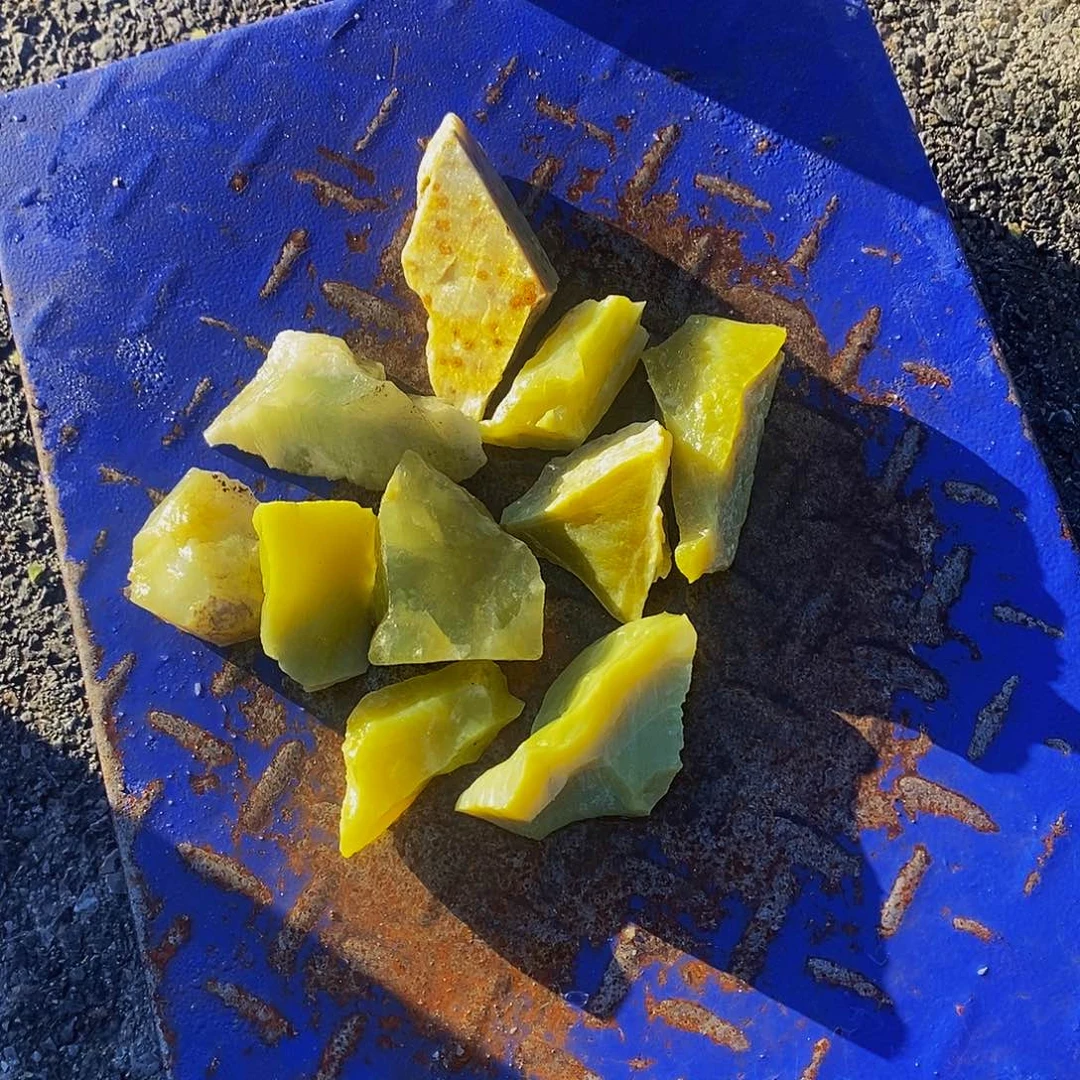 蛇纹石玉未镶嵌岫玉原石奇石摆件