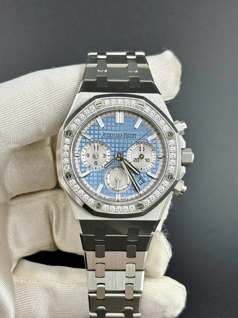 99新 Audemars Piguet/爱彼 26715ST 冰蓝 24年 全套