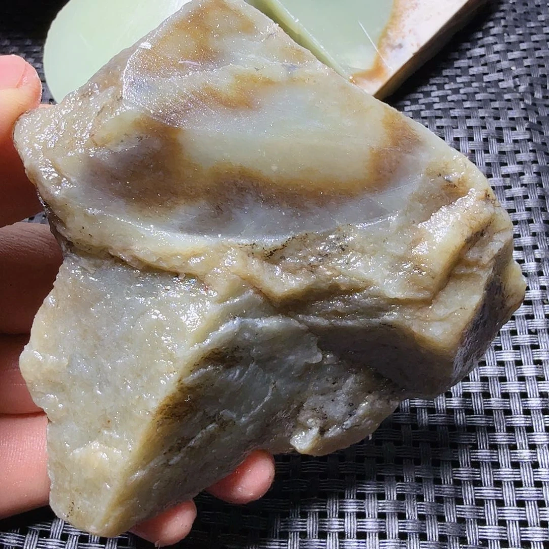 和田玉（糖玉）未镶嵌珠宝半成品