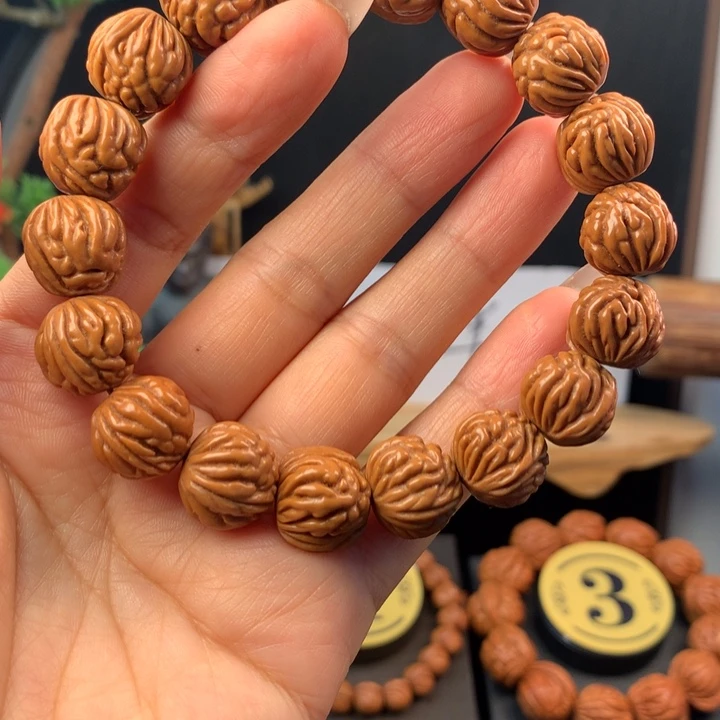 文玩核桃吊坠15金豆