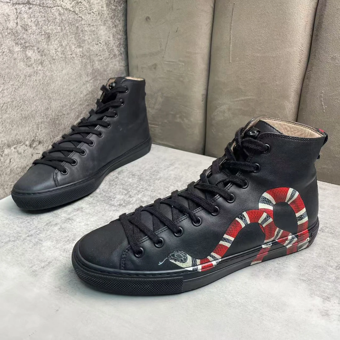 95新 GUCCI/古驰 黑色皮革珊瑚蛇印花百搭高帮板鞋/39.5码