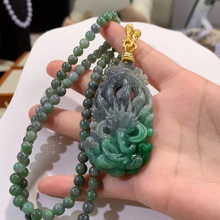 翡翠未镶嵌颈饰翡翠吊坠