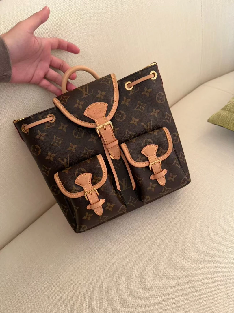 95新 LouisVuitton/路易威登 抽绳双肩包 拍下送检