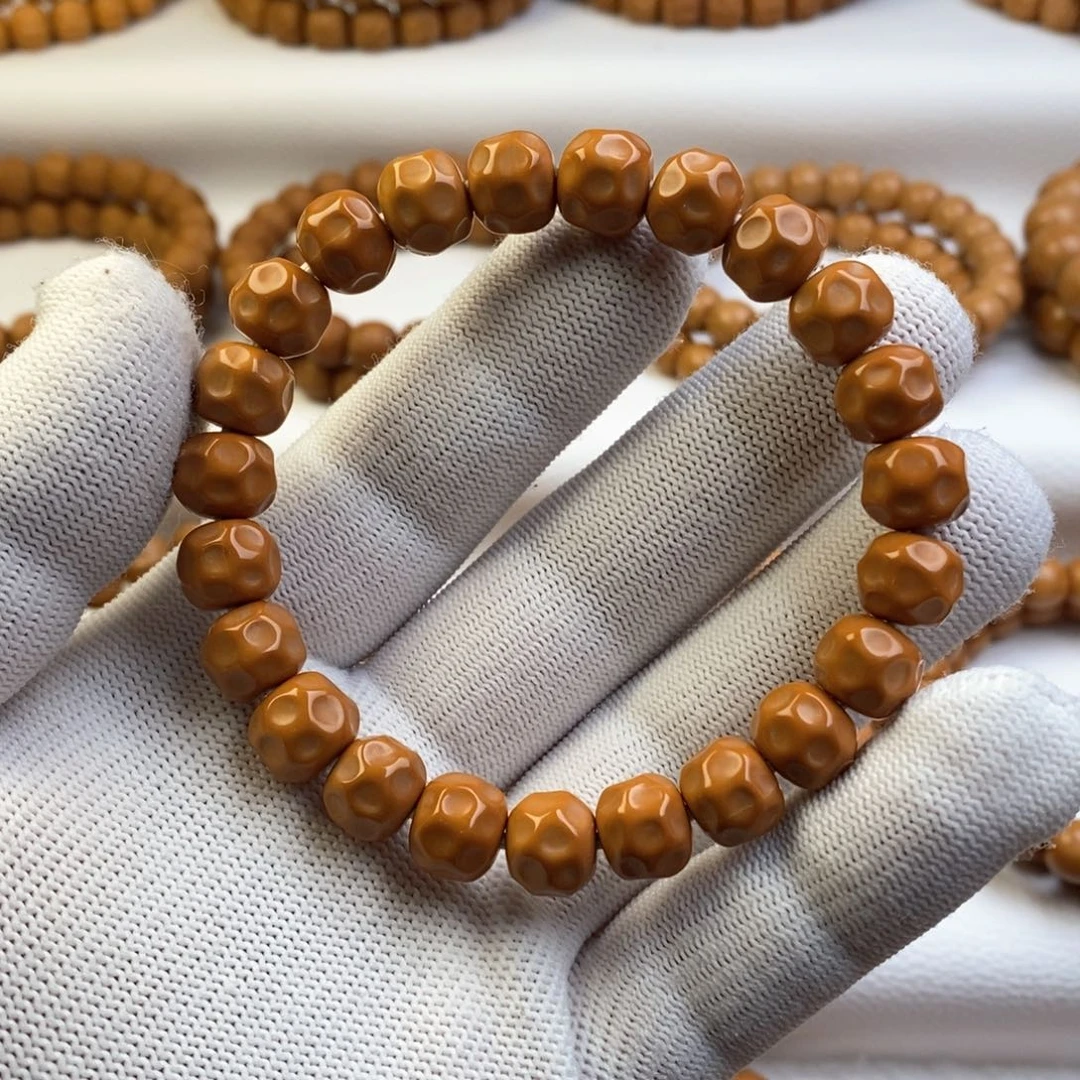 猴头核桃手串奶酪