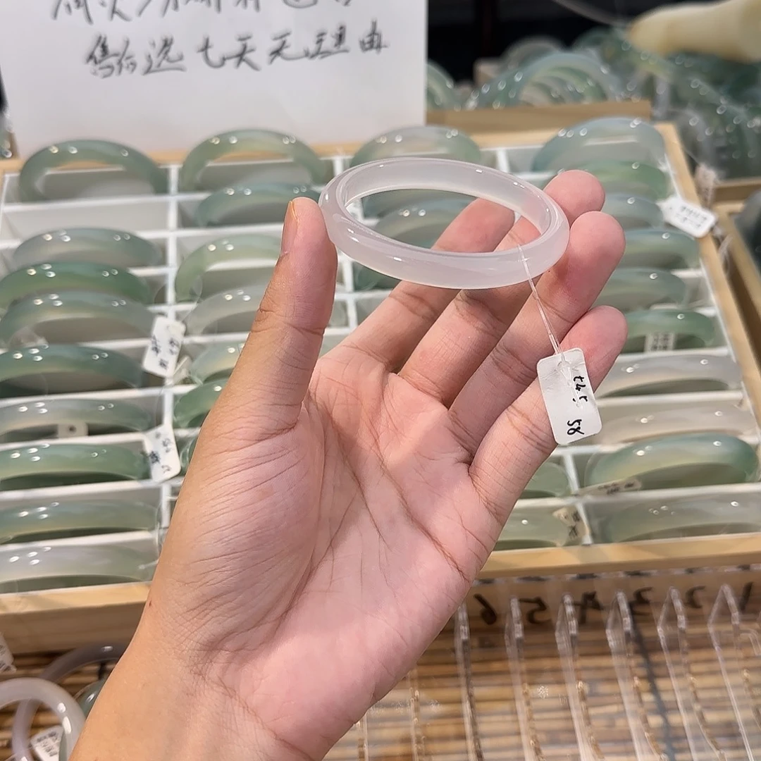 手镯玛瑙/玉髓未镶嵌圈口54.5