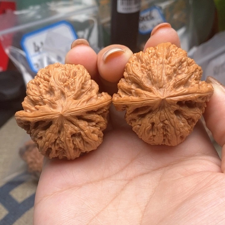 猴头核桃吊坠7004号粗筋41.42.36