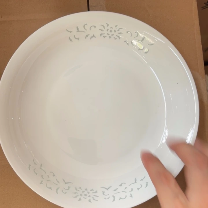 青瓷景德镇陶瓷两只盘子八英寸