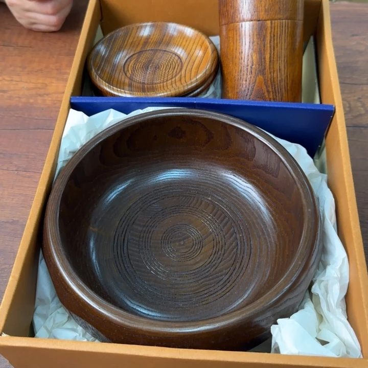 一个陶瓷物件哈哈哈家