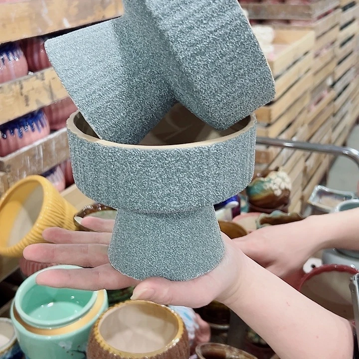 有孔.凑满10元发货多肉陶瓷花盆！