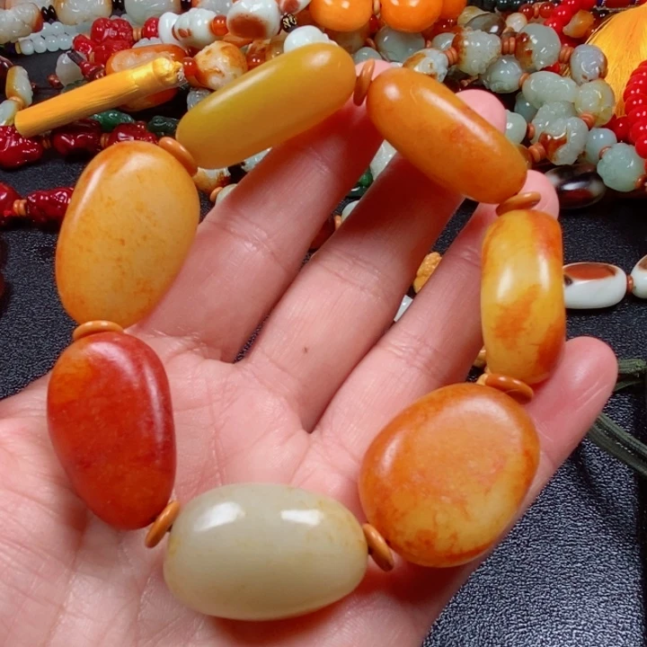 和田玉颈饰未镶嵌