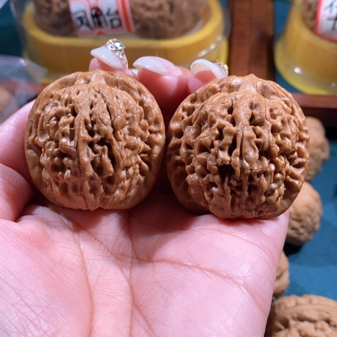 【闪购商品】文玩核桃吊坠草****^莲花