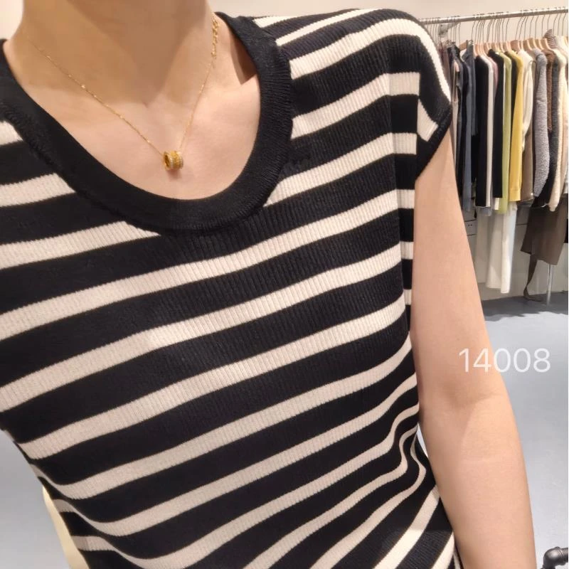 14008（部分无水洗唛，介意慎拍） CHUXUN新款领口亮片净版小飞袖