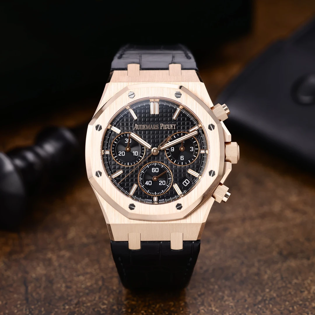 95新 Audemars Piguet/爱彼 26240OR.黑盘皮带41mm 2023年9月保卡