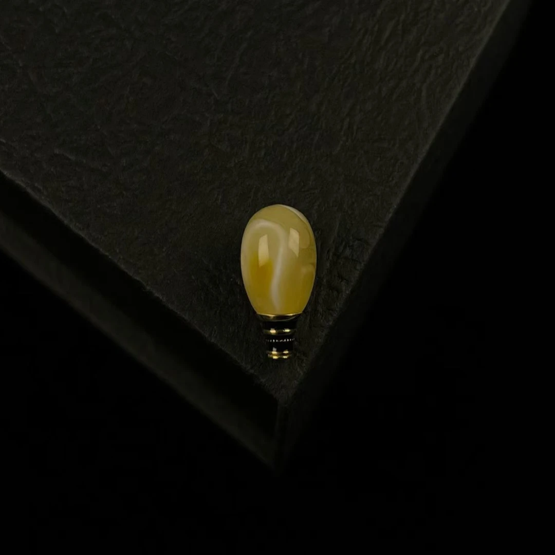 蜜蜡三通 对孔12mm 厚度12mm 高度20mm