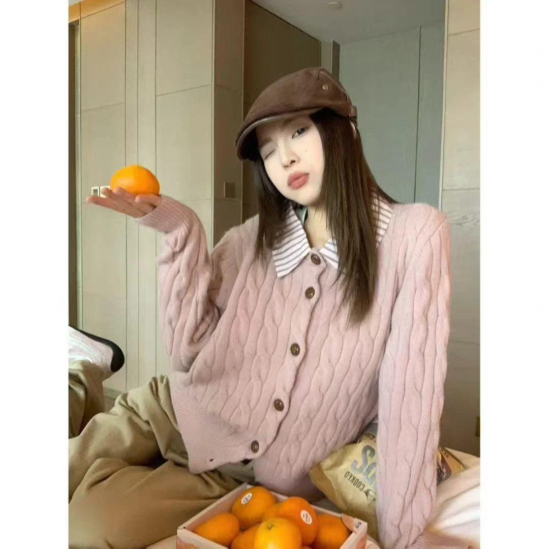 新款粉色假两件针织开衫2025冬季外穿独特毛衣上衣