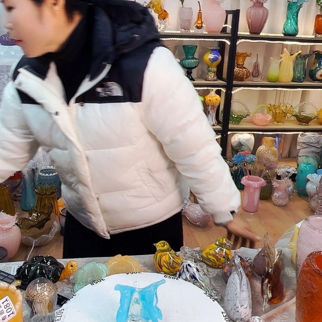 蓝蝴蝶家悦美居琉璃摆件