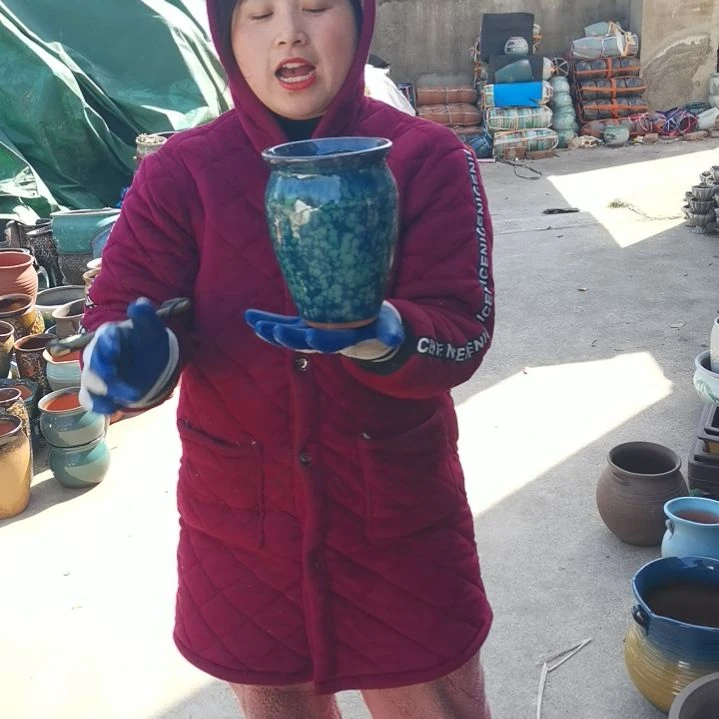 红陶瑕疵一个盆子