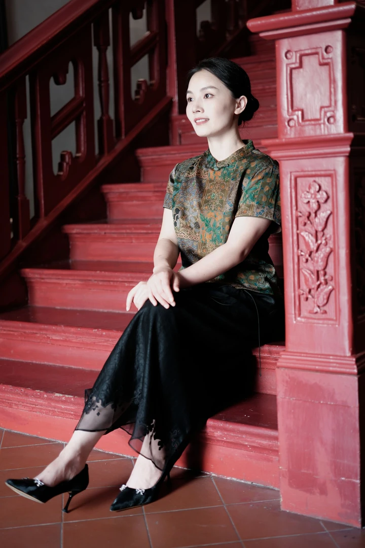 品千姿 复古香云纱上衣修身妈妈款1337