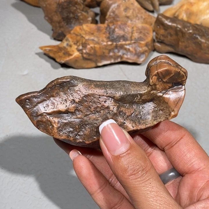 玛瑙/玉髓车挂合金以**友194