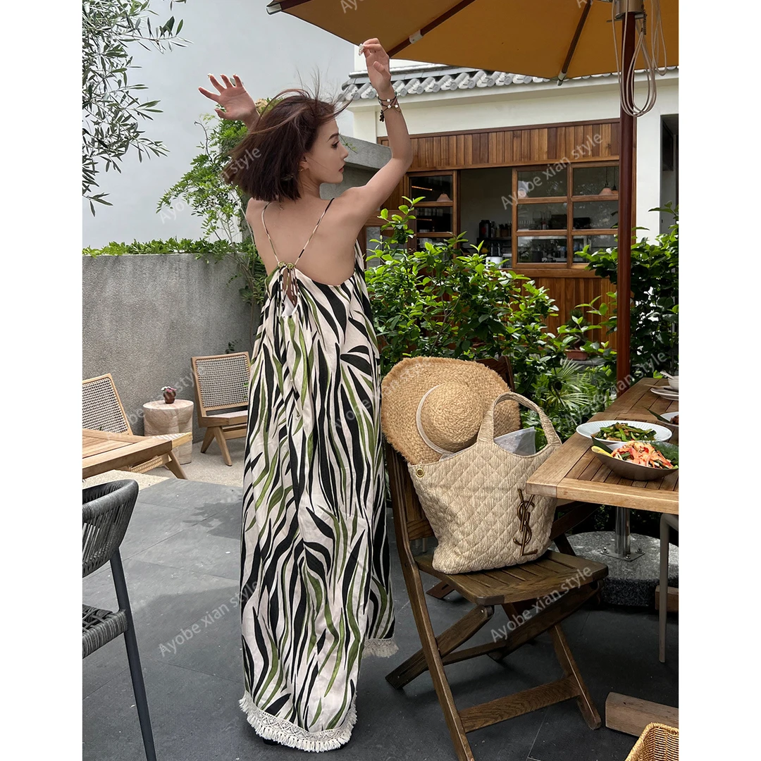 【Ayobe】一束铃兰&轻奢法式优雅气质显瘦吊带裙条纹度假风流苏边裙