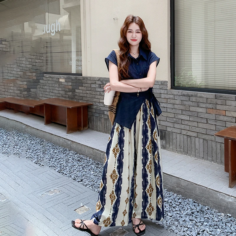 夏季韩系减龄套装女2025新款设计感不规则上衣印花阔腿裤两件套