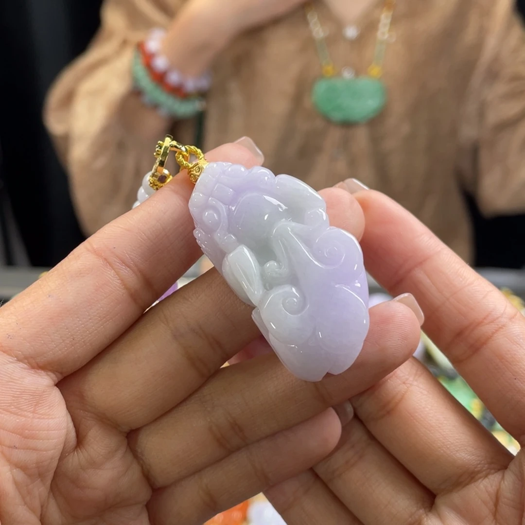 翡翠颈饰未镶嵌代编织