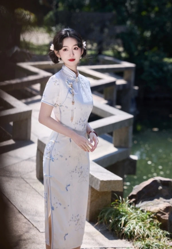 [霞资月韵]夏季蕾丝常规款包臀裙旗袍