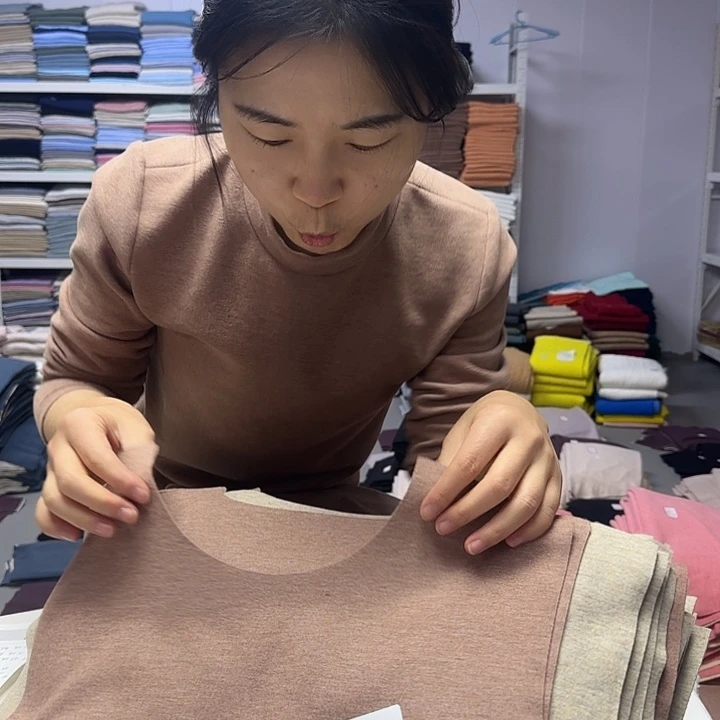 208号女士170码豆沙色背心裁片