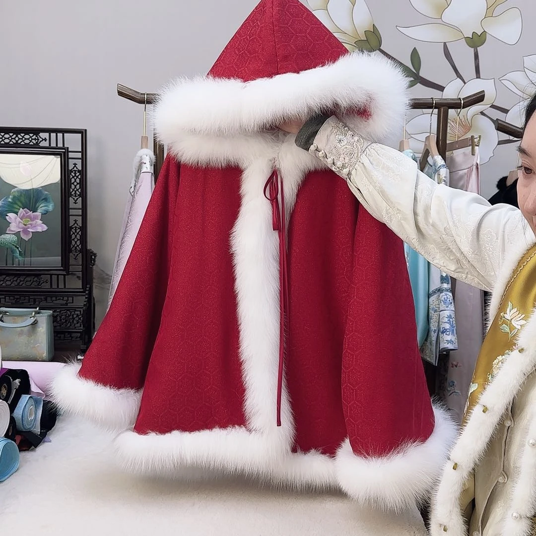 刺绣1龟背纹棉服带金通