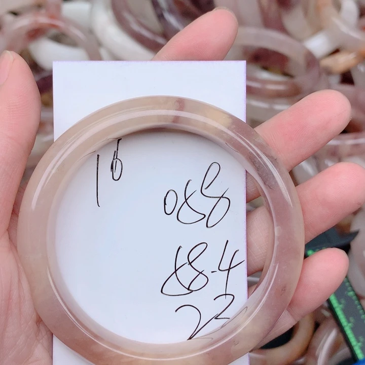 石英质玉未镶嵌手镯058