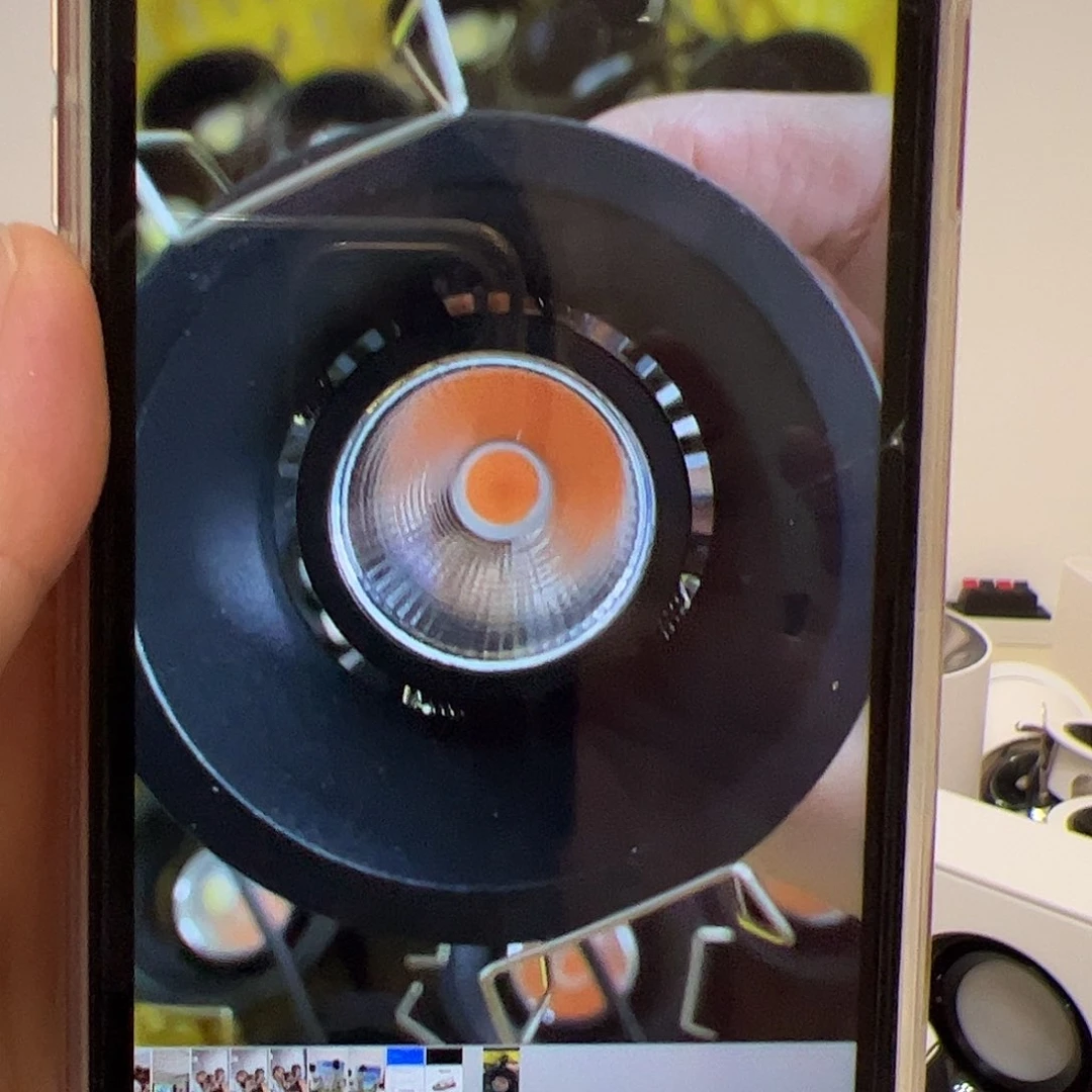 铝5.5开孔全黑筒灯，射灯，7瓦三色变光