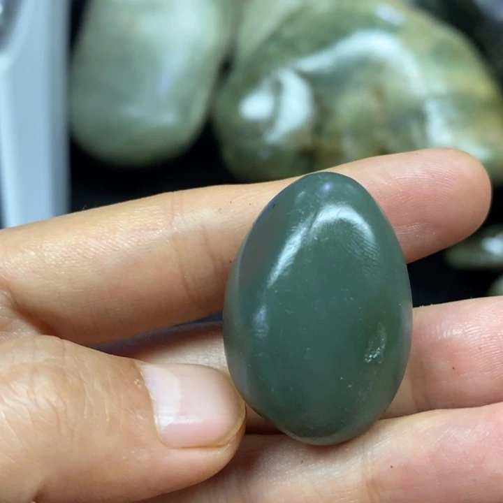 未镶嵌和田玉（糖玉）挂件