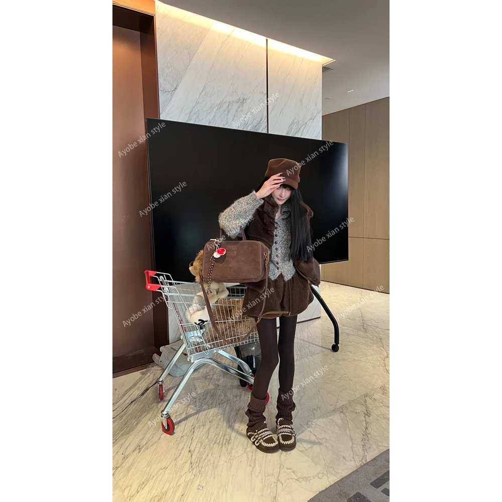 【AYOBE】小贤  潮酷街头复古个性立领时髦显瘦环保毛马甲