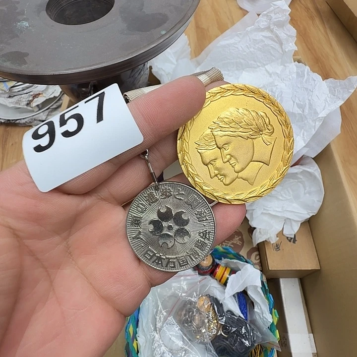 瓷片工艺品摆件瓷器摆件正能量