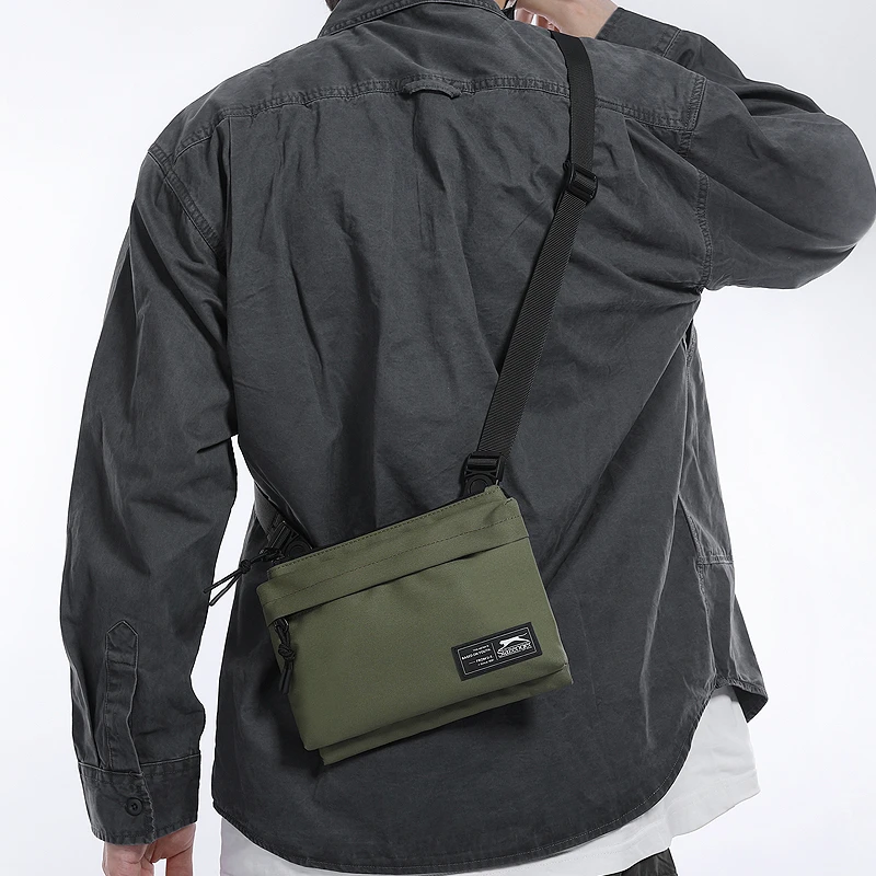 Slazenger/史莱辛格轻便斜挎包男小巧手机包学生男士多功能挎包女