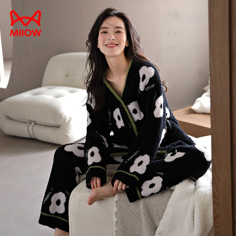 猫人新款半边绒山茶花定制睡衣女秋冬保暖家居服高级感开衫可外穿