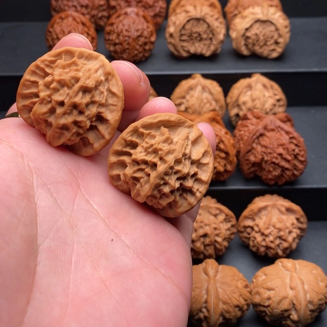 吊坠文玩核桃39秦闷三棱