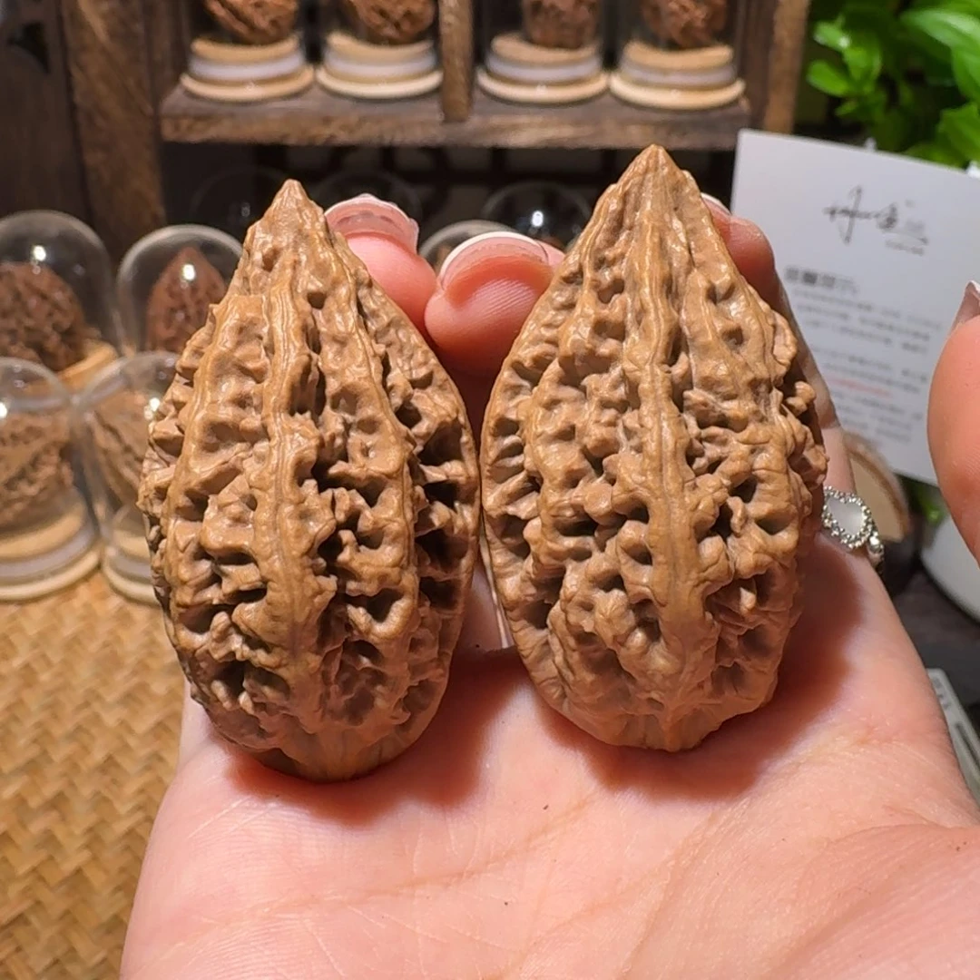 文玩核桃把件梅花锤