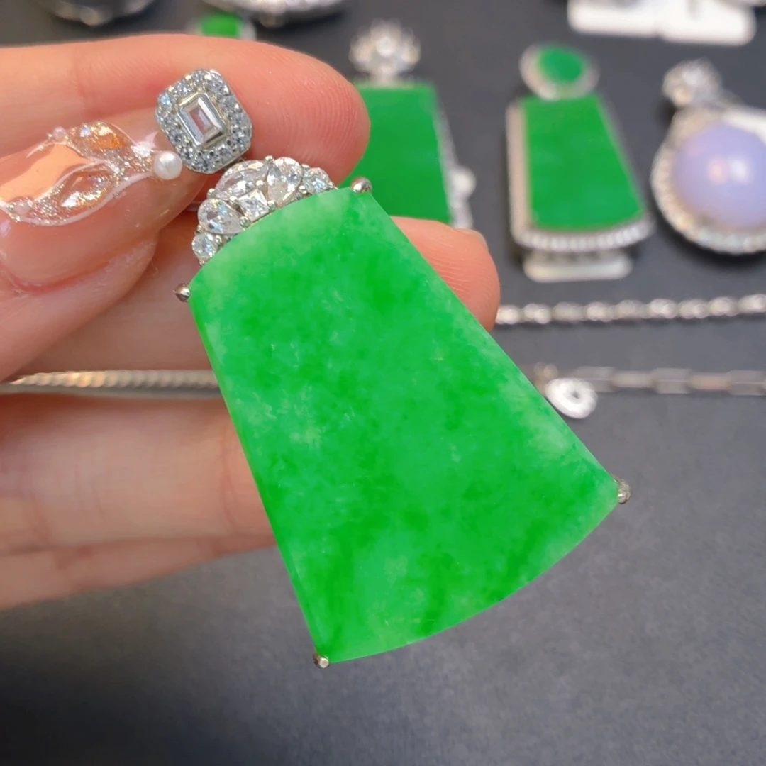 翡翠银S925镶嵌颈饰