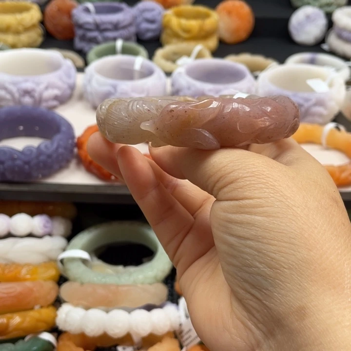 石英质玉未镶嵌手镯