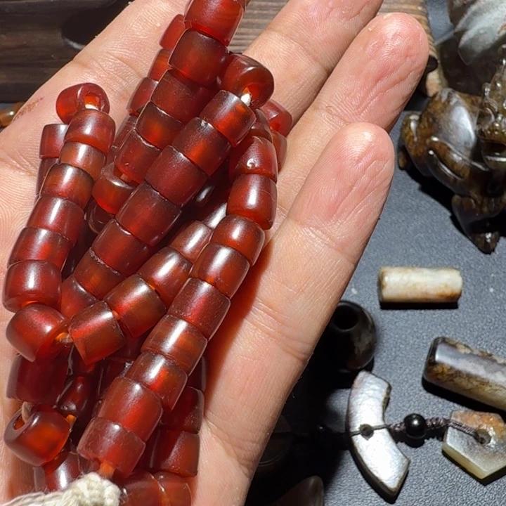 用***豆未镶嵌手链和田玉（糖玉）