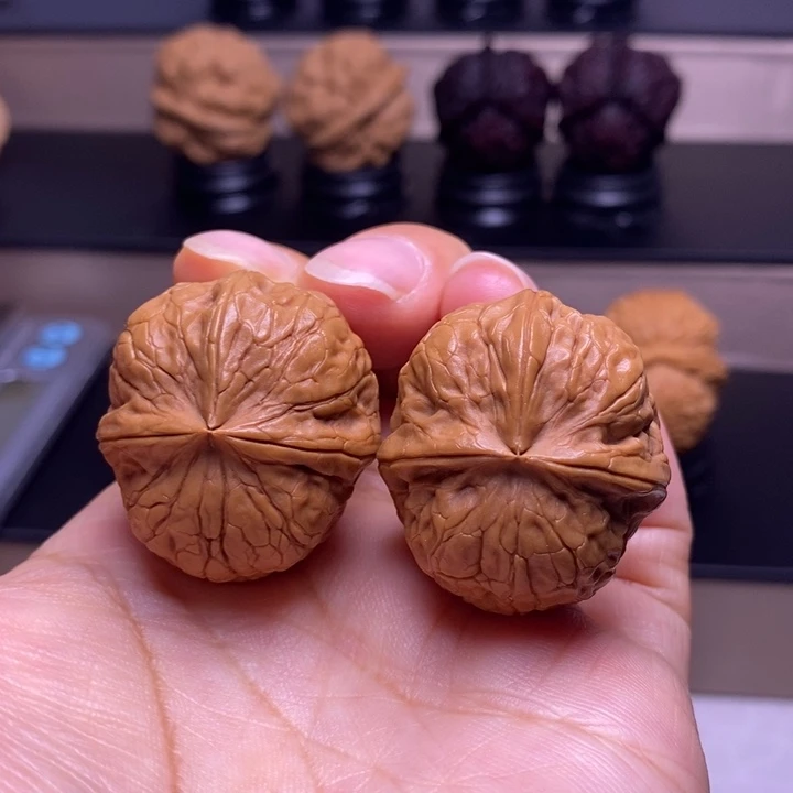 把件文玩核桃聚宝盆三楞43