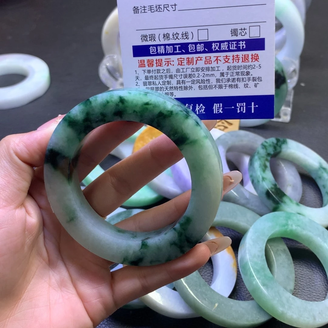 未镶嵌翡翠定制翡翠芳*%