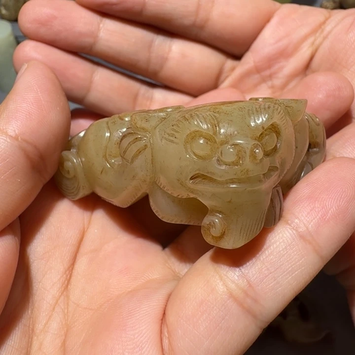 奧***颈饰未镶嵌和田玉