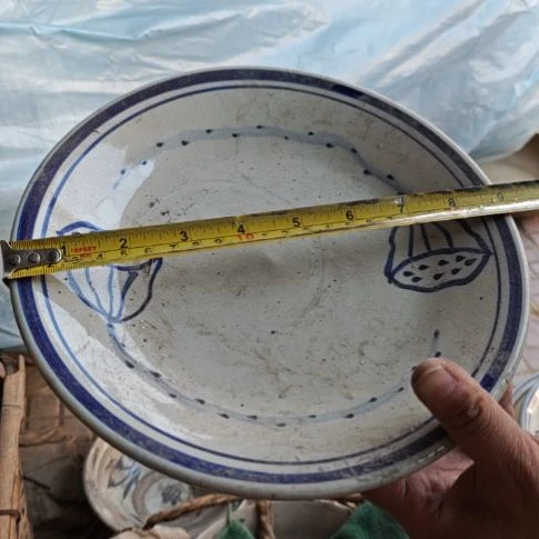 库存微瑕手绘盘子直径23厘米