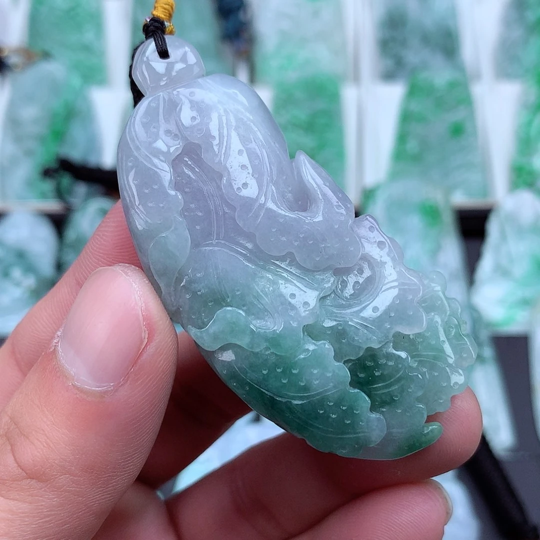 翡翠颈饰未镶嵌翡翠吊坠