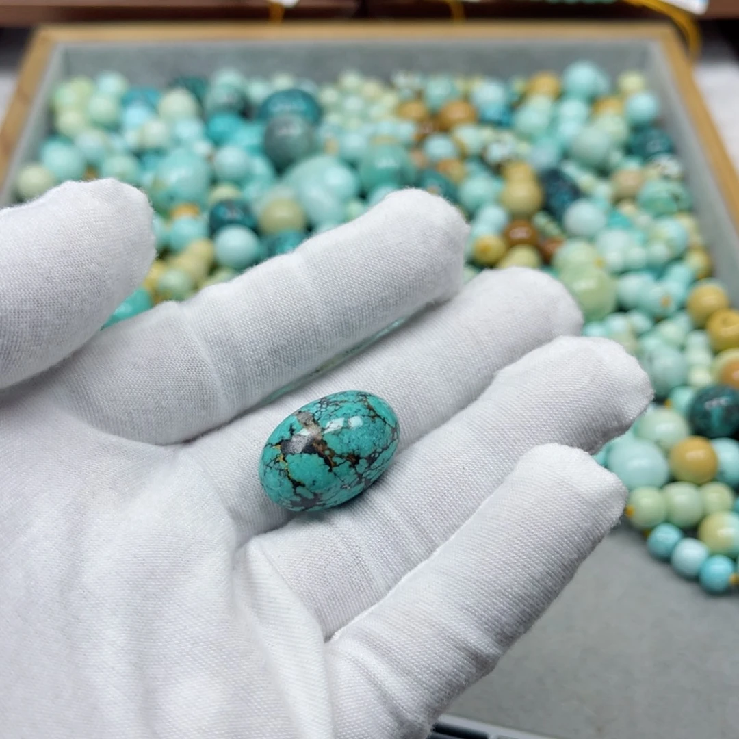 绿松石未镶嵌挂件